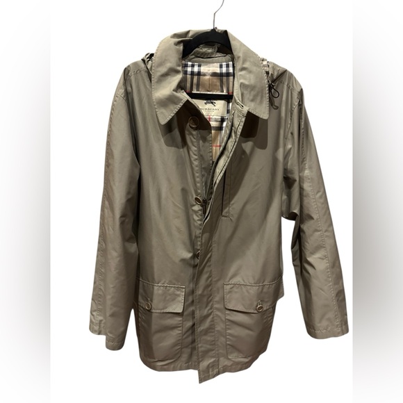 Burberry Men's Classic Beige Trench Coat size M - Picture 5 of 16